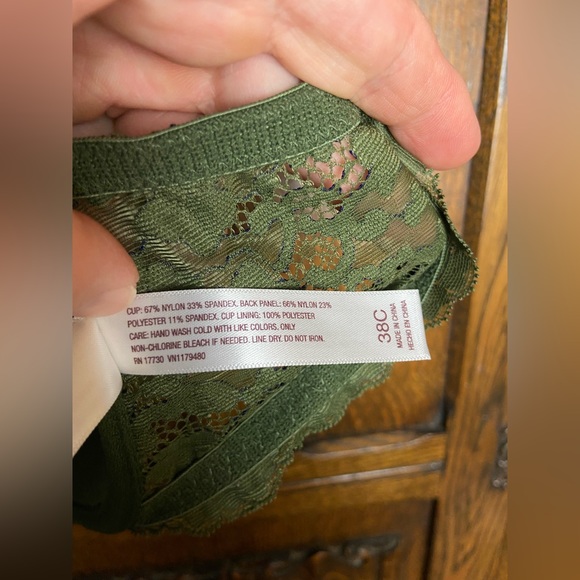 Gillian & O’Malley Lace Racerback Bra 38C - Picture 3 of 5